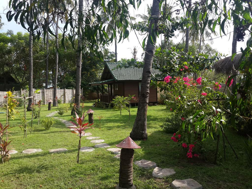 Hotel Oasi Bungalows Gili Air Exteriér fotografie